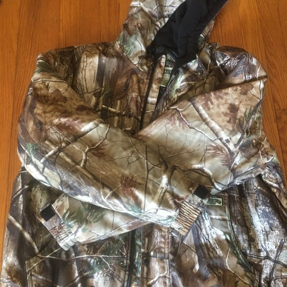 Camouflage Insulated Jacket - Picture 3 of 4